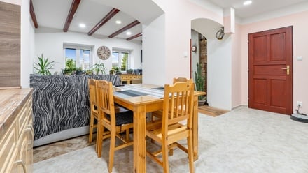 Prodej rodinného domu 167 m², Žalany