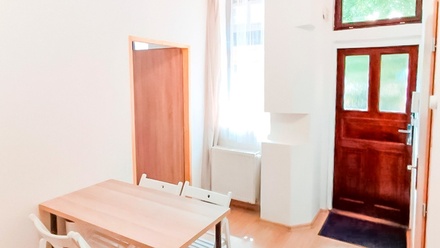 Pronájem bytu 2+kk 33 m², Praha - Smíchov
