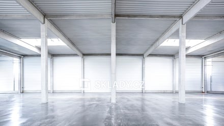 Pronájem skladu 10 000 m², Cheb