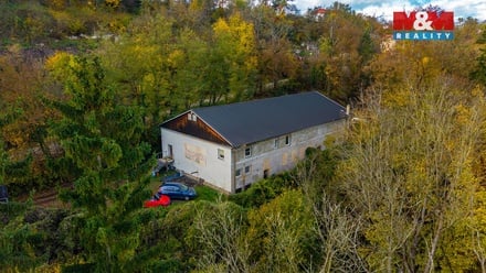 Prodej obchodního prostoru 700 m², Krnsko