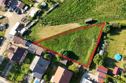 Prodej stavebního pozemku 1 203 m², Dubičné
