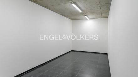 Pronájem skladu 22 m², Praha - Smíchov