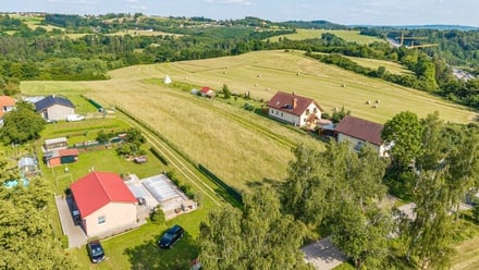 Prodej stavebního pozemku 1 100 m², Hrusice