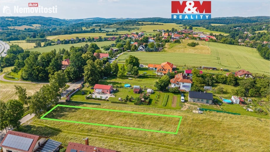 Prodej stavebního pozemku 1 100 m², Hrusice