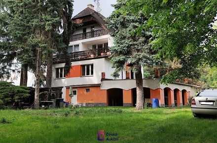 Prodej rodinného domu 370 m², Dolany nad Vltavou