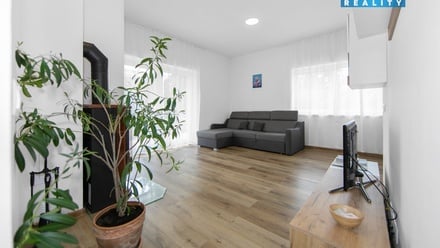 Pronájem rodinného domu 82 m², Tetín