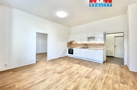 Pronájem bytu 3+1 96 m², Děčín