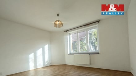 Pronájem rodinného domu 85 m², Golčův Jeníkov