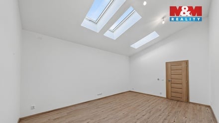 Prodej bytu 4+kk 136 m², Troubsko