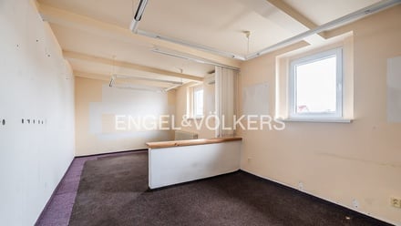Pronájem komerční nemovitosti 138 m², Praha - Holešovice