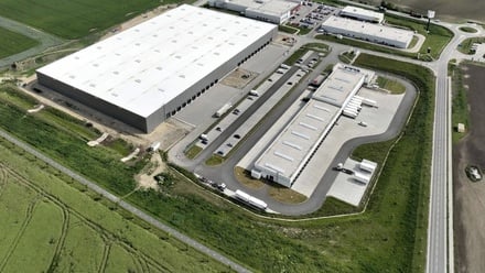 Pronájem výrobního prostoru 8 000 m², Hustopeče