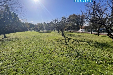 Prodej stavebního pozemku 1 304 m², Petřvald