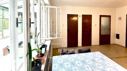 Prodej rodinného domu 377 m², Boleradice