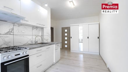 Pronájem bytu 2+1 56 m², Znojmo