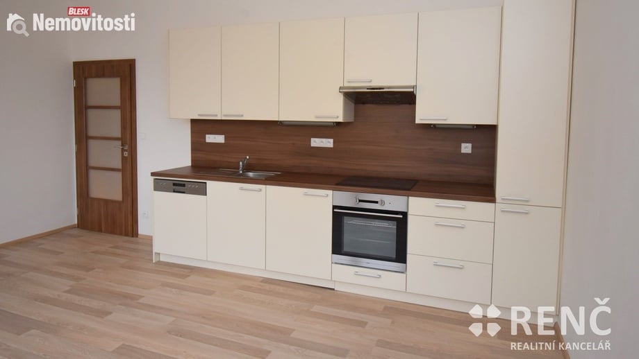 Pronájem bytu 3+kk 61 m², Brno - Černovice