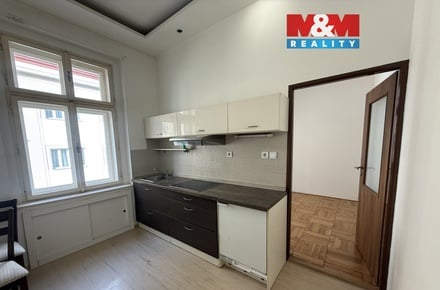 Pronájem bytu 3+1 53 m², Praha 3