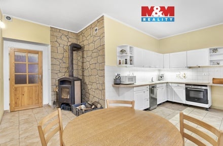 Prodej rodinného domu 1 028 m², Česká Kamenice