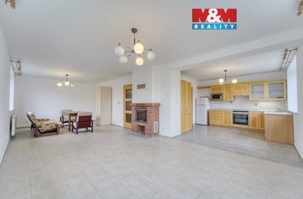 Pronájem kanceláře 169 m², Zruč-Senec