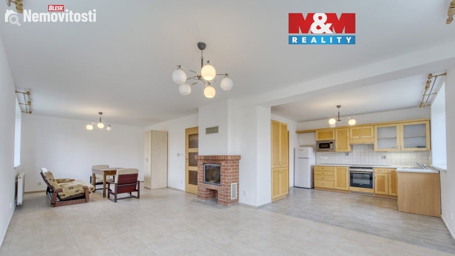 Pronájem kanceláře 169 m², Zruč-Senec