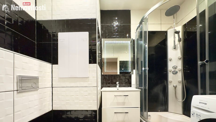 Prodej bytu 3+1 68 m², Jirkov