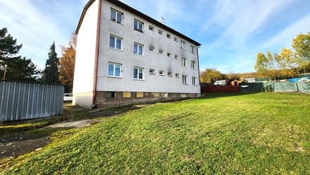 Prodej bytu 3+1 70 m², Bitozeves