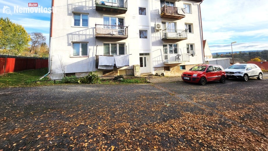 Prodej bytu 3+1 70 m², Bitozeves