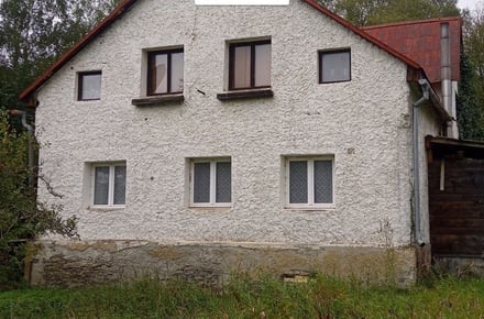 Prodej rodinného domu 500 m², Město Albrechtice - Valštejn