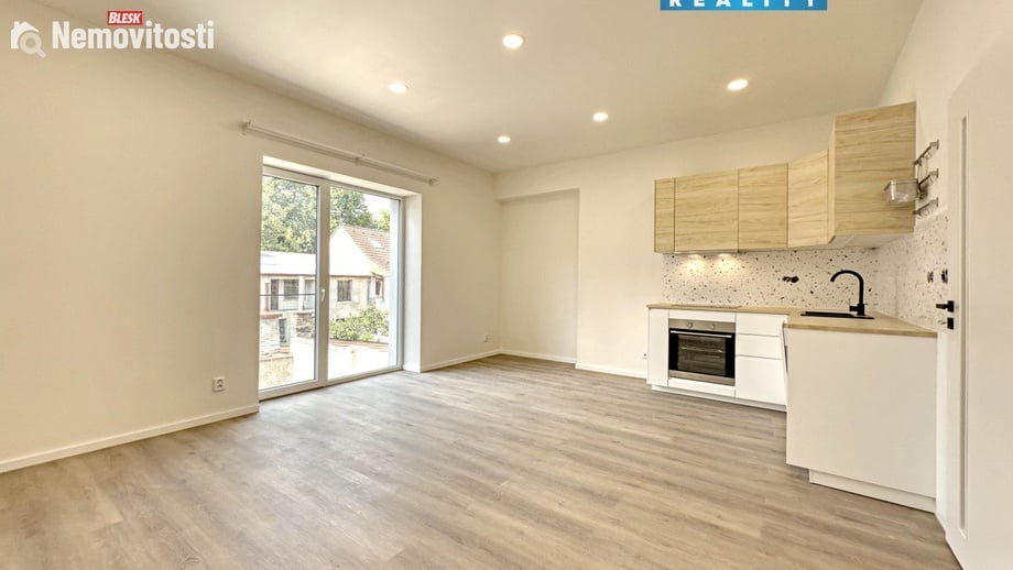 Pronájem bytu 2+kk 63 m², Nymburk