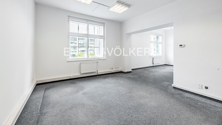 Pronájem kanceláře 105 m², Praha - Karlín