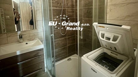 Pronájem bytu 2+1 65 m², Mikulášovice