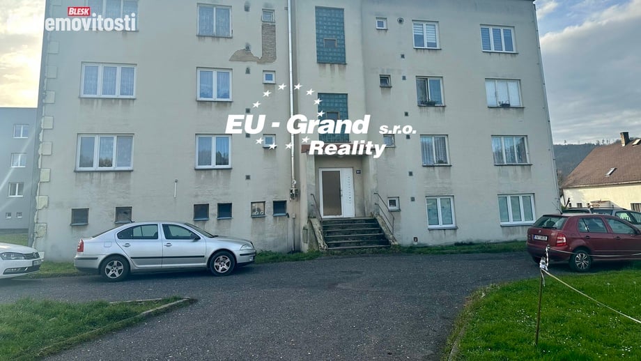 Pronájem bytu 2+1 65 m², Mikulášovice