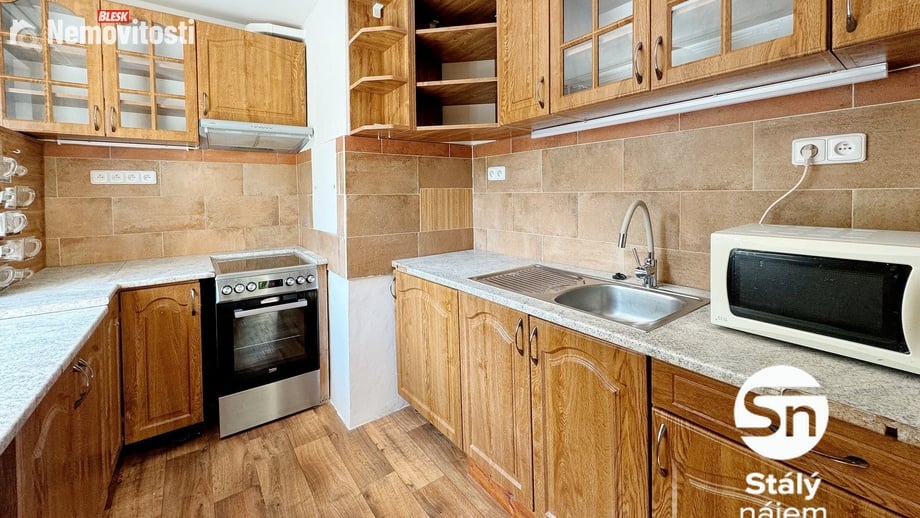 Pronájem bytu 3+kk 83 m², Zlonice