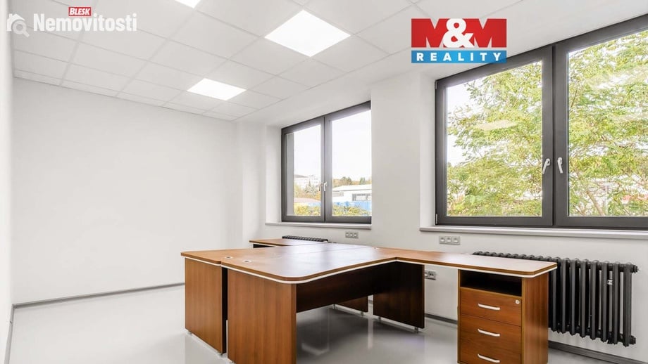 Pronájem kanceláře 320 m², Děčín