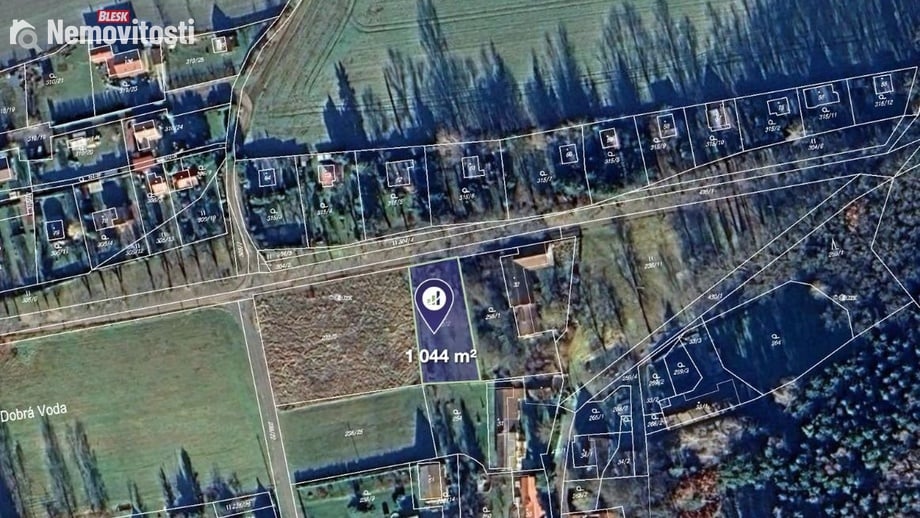 Prodej stavebního pozemku 1 044 m², Březnice