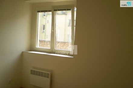 Pronájem bytu 1+kk 18 m², Praha 4