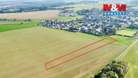 Prodej pole 2 723 m², Nová Ves u Světlé