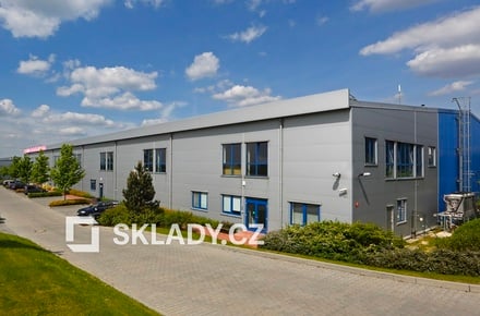 Pronájem skladu 1 055 m², Praha - Zličín