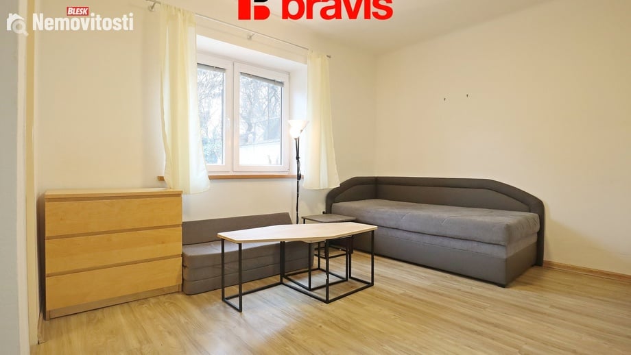 Pronájem bytu 1+kk 25 m², Brno - Židenice
