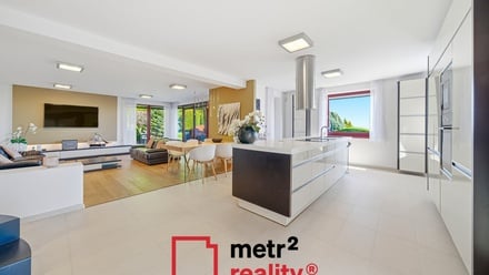 Prodej rodinného domu 258 m², Slatinky