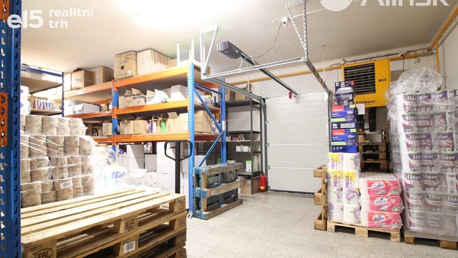 Pronájem skladu 276 m², Brno-jih