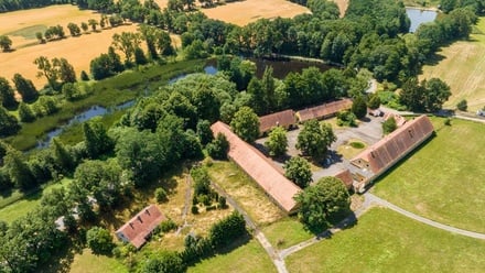 Prodej zemědělského objektu 2 300 m², Králova Lhota - Laziště