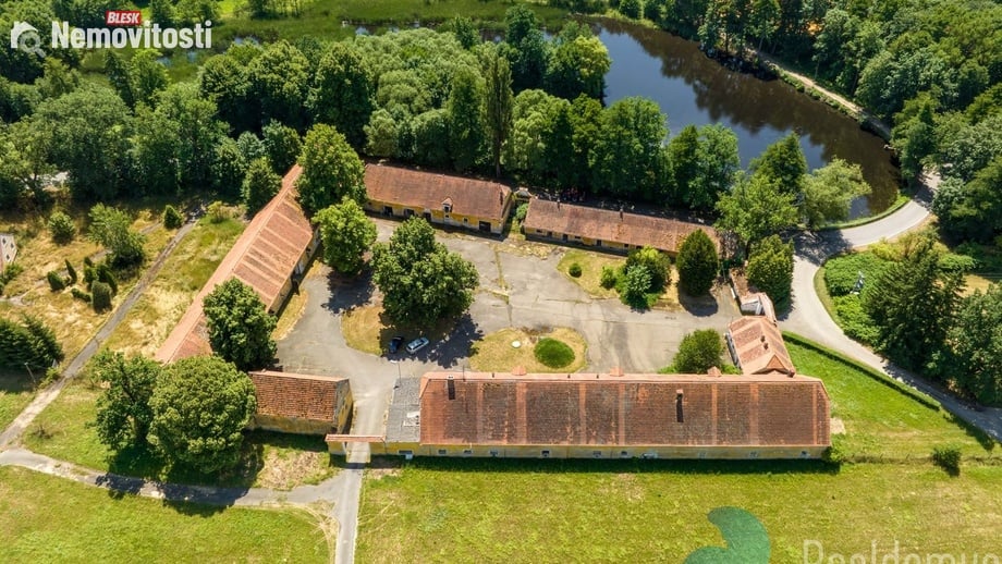 Prodej zemědělského objektu 2 300 m², Králova Lhota - Laziště