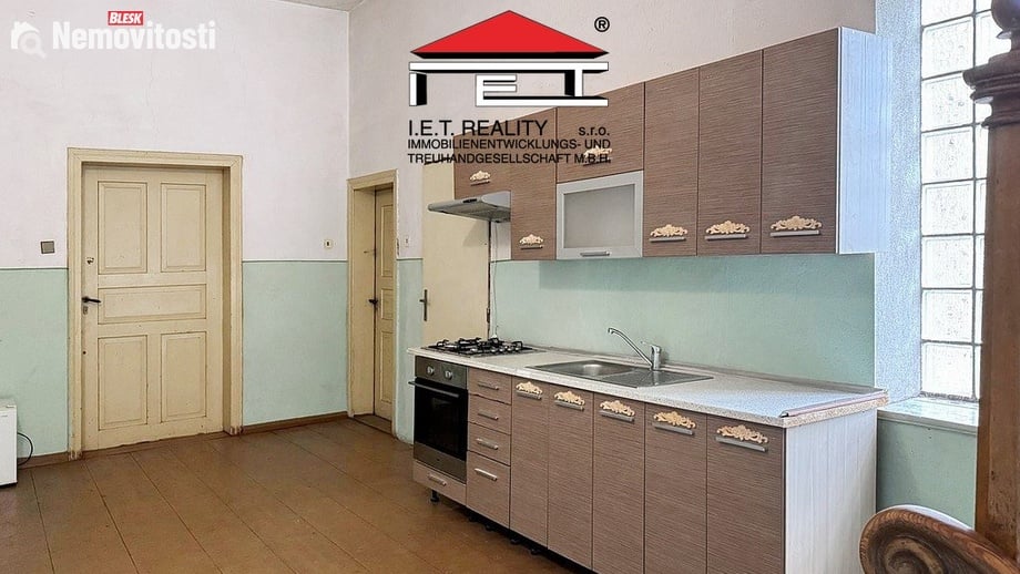 Prodej vily 673 m², Javorník - Horní Hoštice