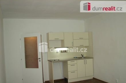 Pronájem bytu 1+kk 26 m², Luhačovice