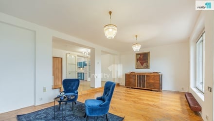 Prodej rodinného domu 226 m², Praha 11
