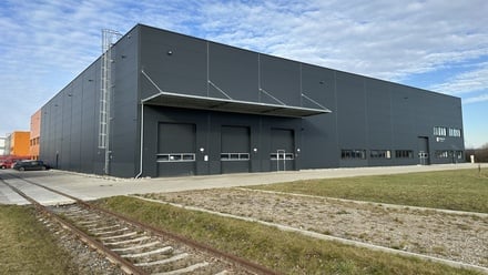 Pronájem skladu 2 622 m², Zápy