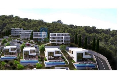 Prodej komerční nemovitosti 12 000 m², Jelsa,Chorvatsko