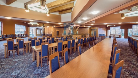 Prodej restaurace 1 218 m², Praha 4