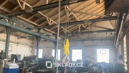 Pronájem skladu 942 m², Ústí nad Labem - Neštěmice