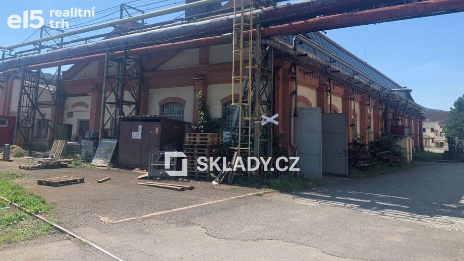 Pronájem skladu 942 m², Ústí nad Labem - Neštěmice